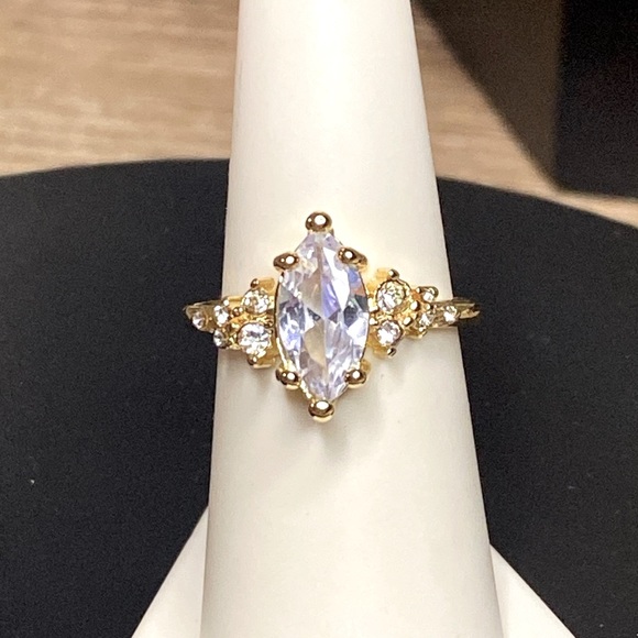 NEW Marquis Ring Clear Marquis Cut Center Stone - Picture 2 of 6